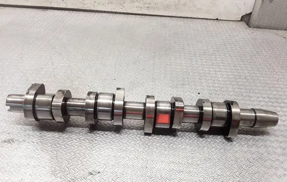 Volkswagen PASSAT B5.5 Camshaft 