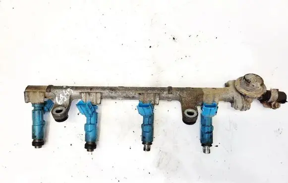 Toyota Yaris Fuel main line pipe 2825028020 28250-28020