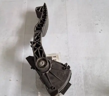Renault Laguna II Accelerator throttle pedal 6PV00811900 8200002904