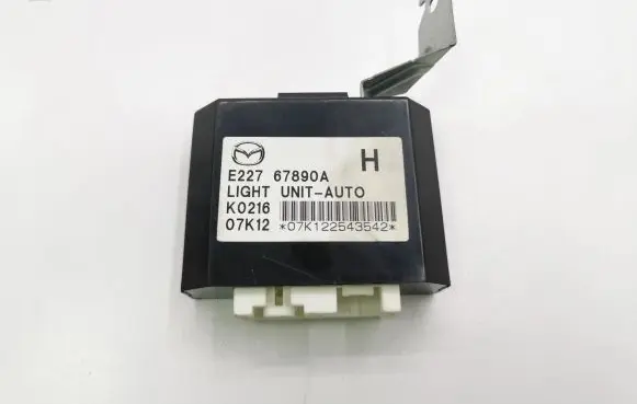 Mazda CX-7 Light module LCM E22767890A K021607K12