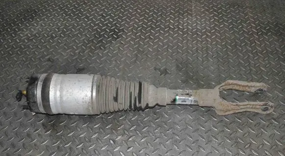 Jeep Grand Cherokee (WK) Air suspension front shock absorber 68080210AB 68080195AB