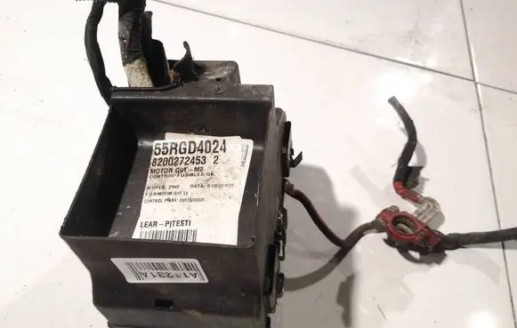 Renault Espace - Grand espace IV Fuse box set 8200272453