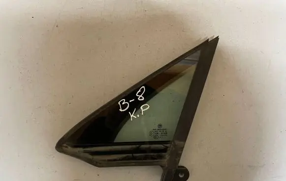 Volkswagen PASSAT B8 Front triangle window/glass 