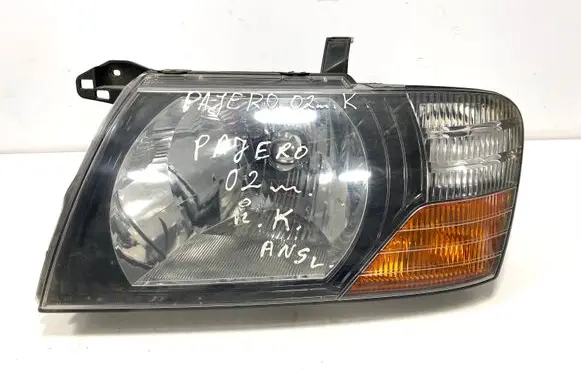 Mitsubishi Pajero Headlight/headlamp 10087419