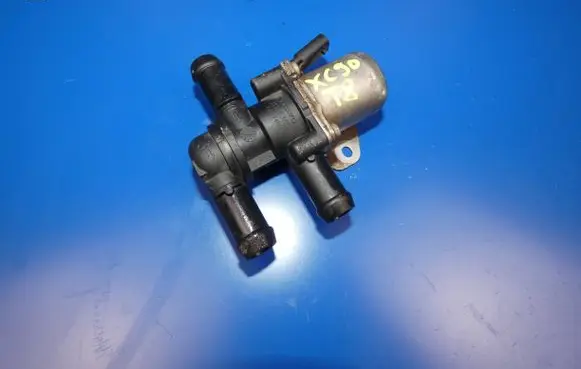 Volvo XC90 Electric auxiliary coolant/water pump 31338385 CZFF4BD