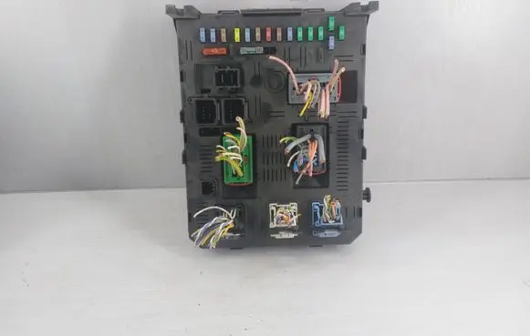 Peugeot 407 Comfort/convenience module 9663510480 281189043A
