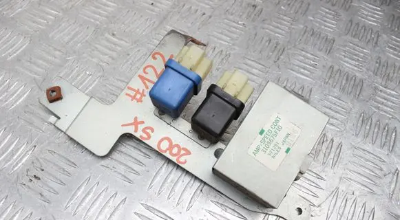 Nissan 200 SX Cruise control unit/module 3103675F10