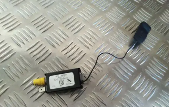 Citroen C8 Aerial antenna amplifier 1489134080 3200000