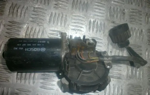 BMW 3 E36 Wiper motor 0390241333cep