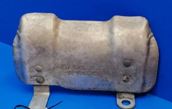 Mercedes-Benz Sprinter W906 Heat shield in engine bay A6511420420