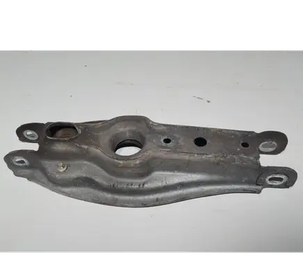 BMW X1 E84 Rear upper control arm/wishbone 6772899