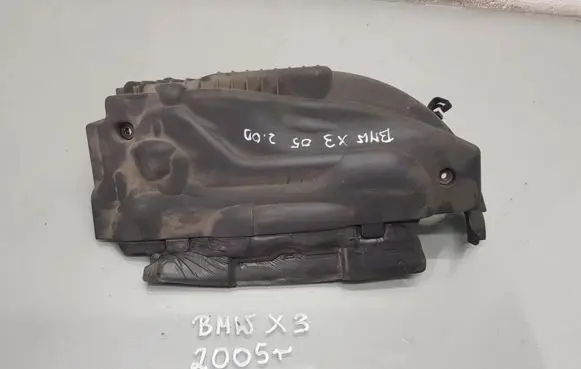BMW X3 E83 Engine cover (trim)