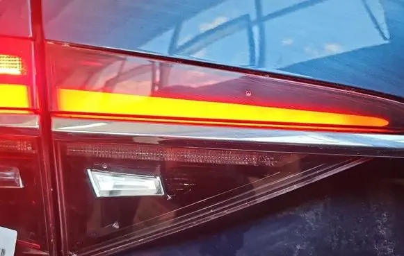 Skoda Superb B8 (3V) Tailgate rear/tail lights 3V9945307H IMPRK1606989