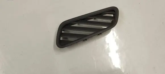 Audi Q7 4M Dashboard air vent grill cover trim 4m8819794