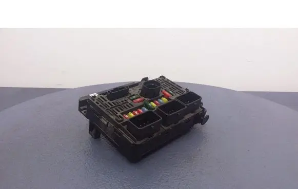 Citroen C5 Fuse box set 9658539680