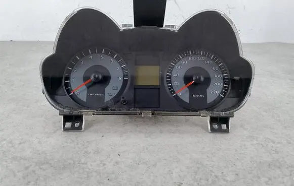 Mitsubishi Colt Speedometer (instrument cluster) 8100B021H