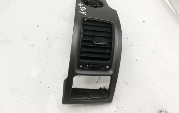 Honda CR-V Dashboard side air vent grill/cover trim 77620SWWE020M1