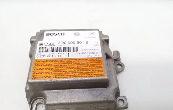 Volkswagen Touareg I Airbag control unit/module 3D0909601E 0285001733