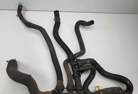Renault Espace - Grand espace IV Engine coolant pipe/hose