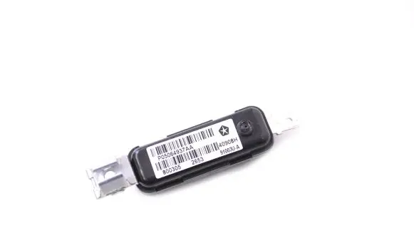Chrysler 300C Aerial antenna amplifier P05064937AA