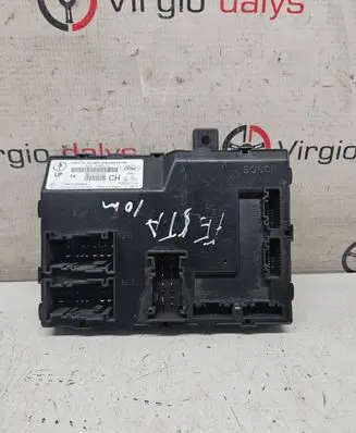 Ford Fiesta Comfort/convenience module 8V5115K600CH 116RA000084 030141091202
