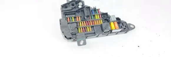 BMW 5 E60 E61 Fuse module 6906558 518794052