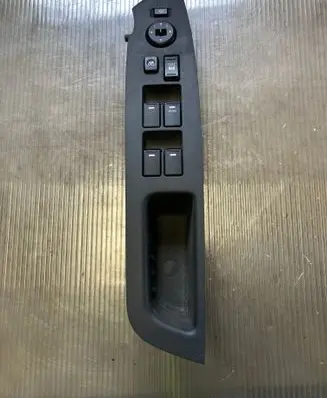 KIA Sorento Electric window control switch 202008902