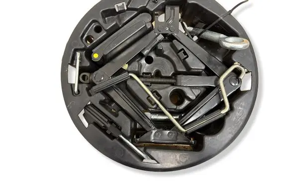 Fiat Tipo Tool set 51858881