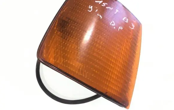 Volkswagen PASSAT B3 Front indicator light 357953050