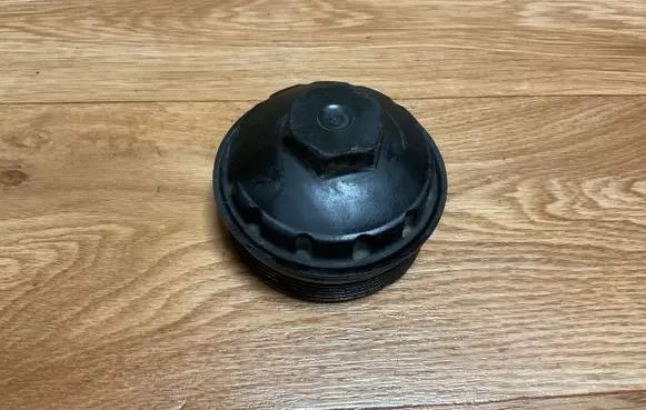 Volkswagen PASSAT B6 Oil filter cover PA66GF36