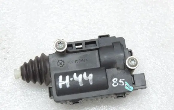 Opel Astra H Fuel tank filler cap 13208157 6207146