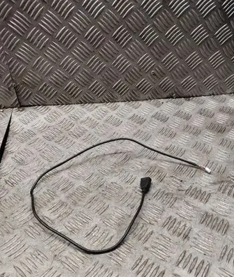Ford Focus C-MAX USB socket connector 