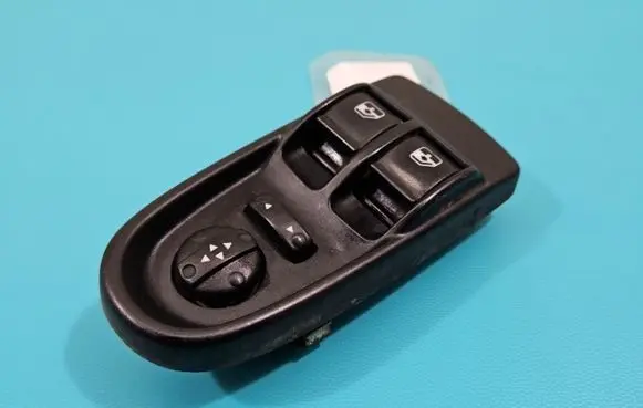 Iveco Daily 4th gen Electric window control switch IMPRK1423690