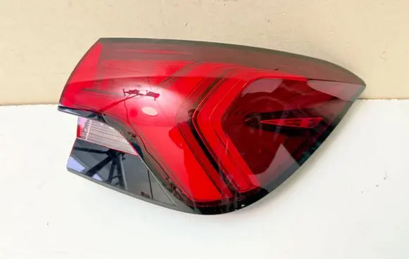 MG MG5 ev Rear/tail lights 10786394 B5AC2 GB4785