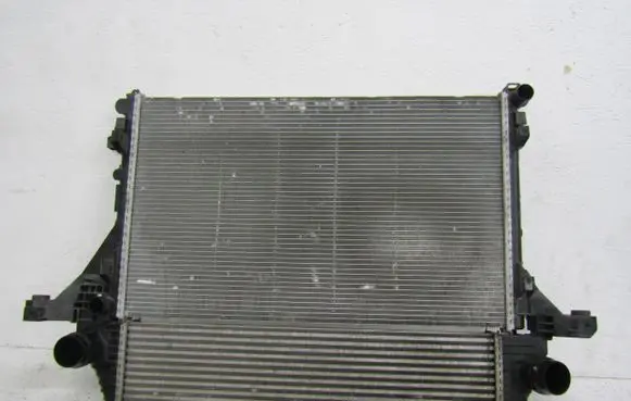 Renault Master III Coolant radiator 214106556R