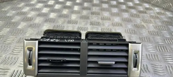 Land Rover Range Rover Evoque L538 Dash center air vent grill GJ32014L21AA