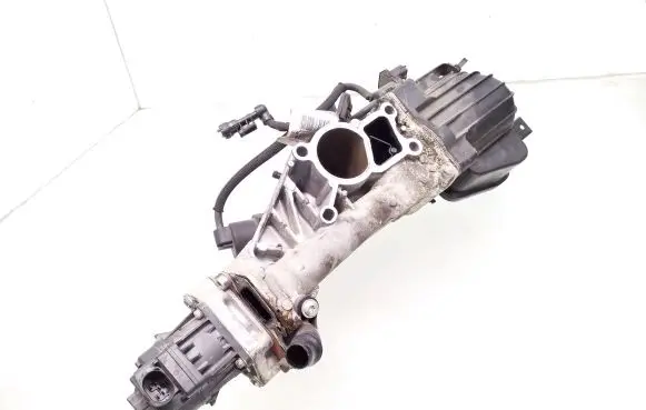 Opel Insignia A EGR valve 55566052 123180606 241A0124