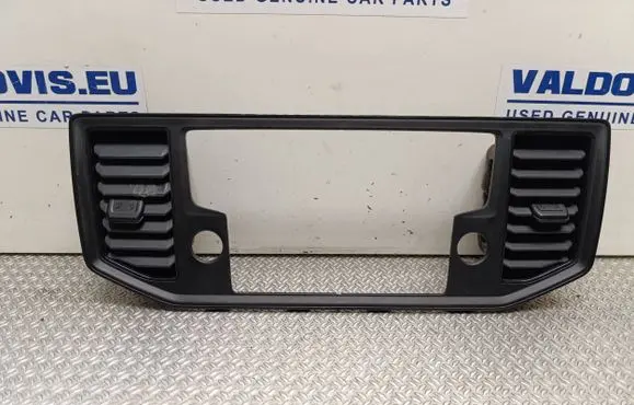 Volkswagen Crafter Dash center air vent grill 7C0857038F