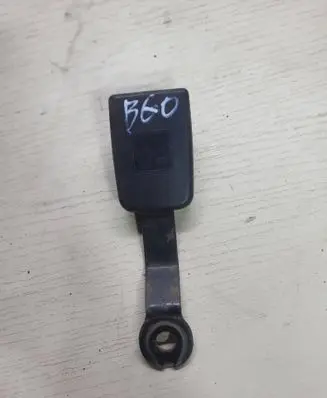 Mercedes-Benz Sprinter W901 W902 W903 W904 Front seatbelt buckle