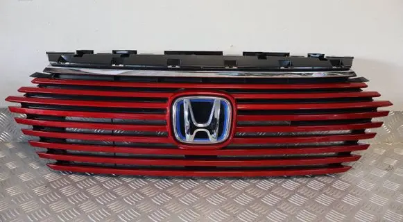 Honda HR-V Front bumper upper radiator grill