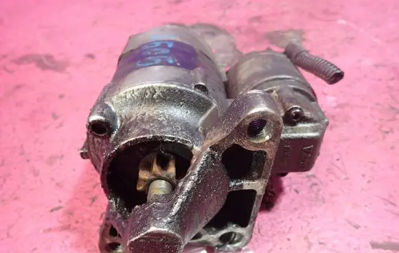 Renault Megane II Starter motor TS10E3