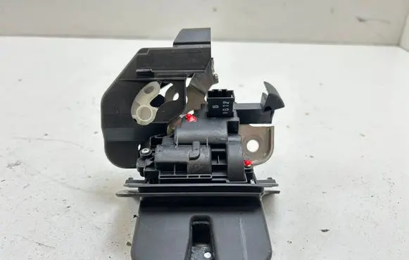 Audi A6 S6 C7 4G Tailgate/trunk/boot lock/catch/latch 