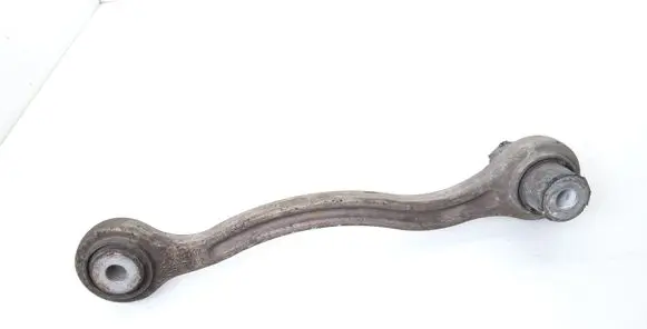 Rear control arm