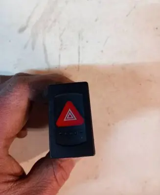 Volkswagen PASSAT B5 Hazard light switch 3B0953235B PA66GF30
