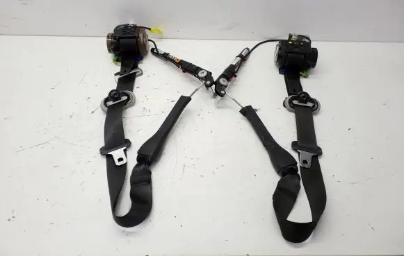 Opel Antara Front seatbelt 20TEH34747 20TEH34707 B1D008ABW