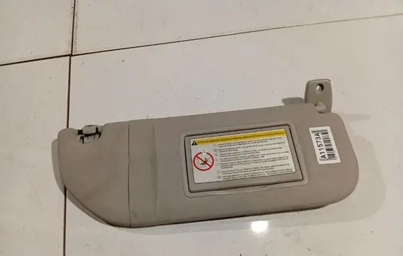 Peugeot 107 Sun visor