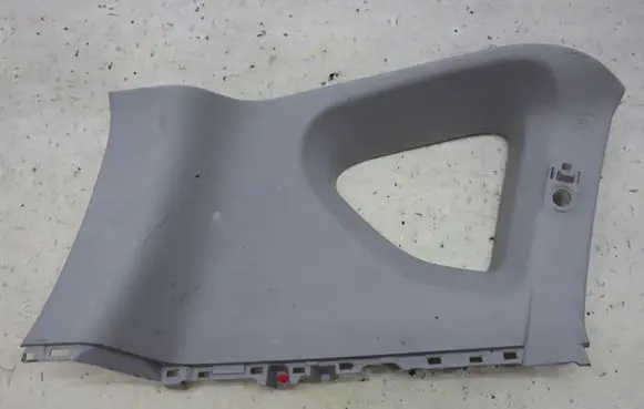 Toyota RAV 4 (XA40) (C) pillar trim GMAUTO4574097