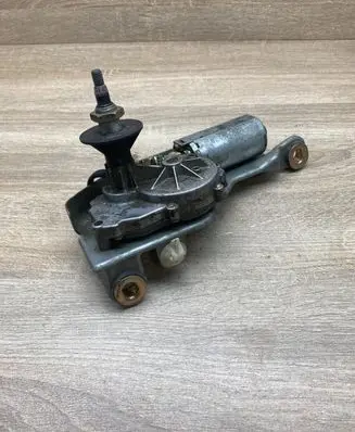 Renault Megane I Rear window wiper motor 7700838379 0390206510
