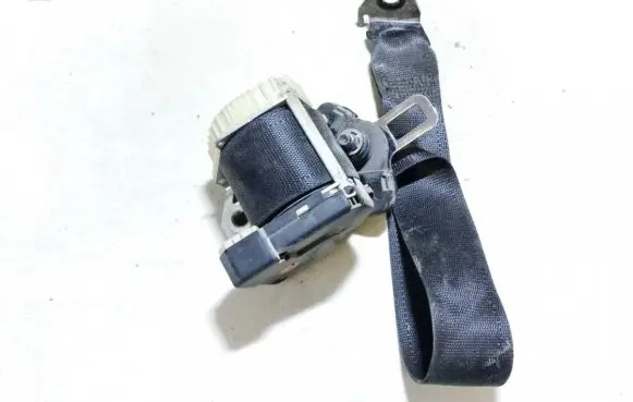 Opel Astra G Rear seatbelt 90560643
