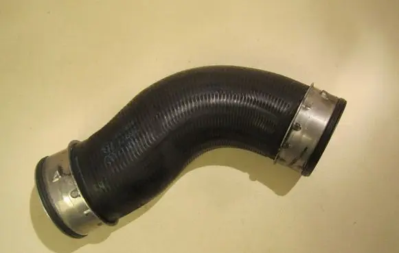 Audi A3 S3 8P Intercooler hose/pipe 1K0145838D